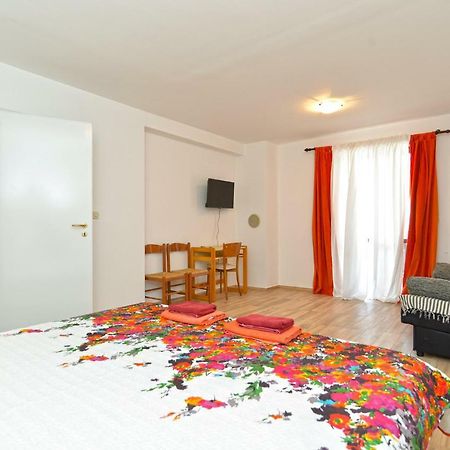 Apartments Marija 85 ฟาชานา ภายนอก รูปภาพ