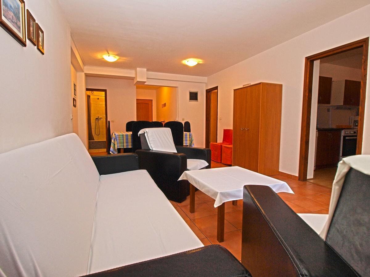 Apartments Marija 85 ฟาชานา ภายนอก รูปภาพ