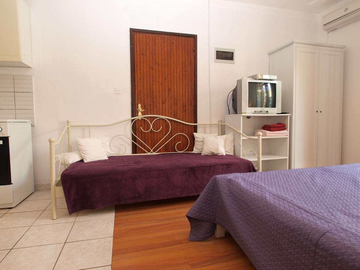 Apartments Marija 85 ฟาชานา ภายนอก รูปภาพ