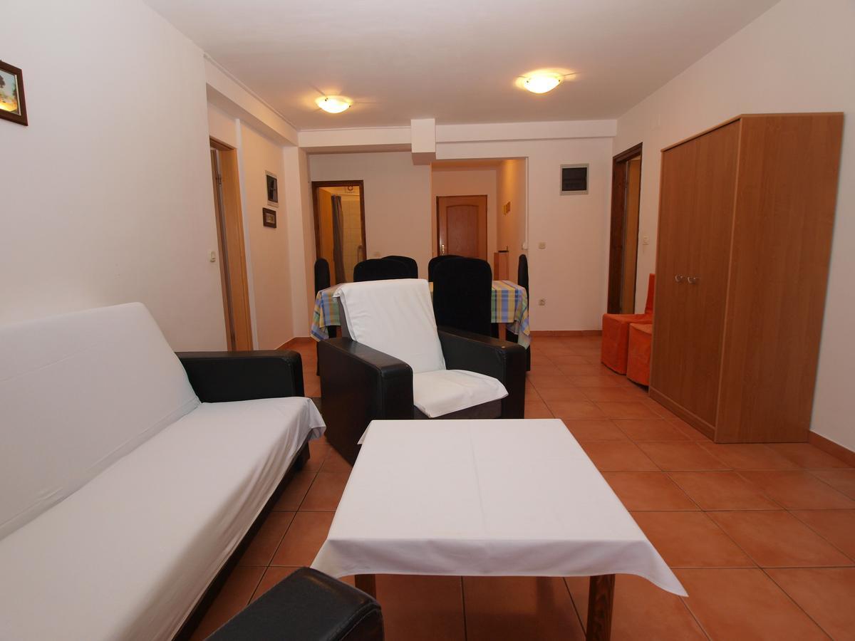 Apartments Marija 85 ฟาชานา ภายนอก รูปภาพ